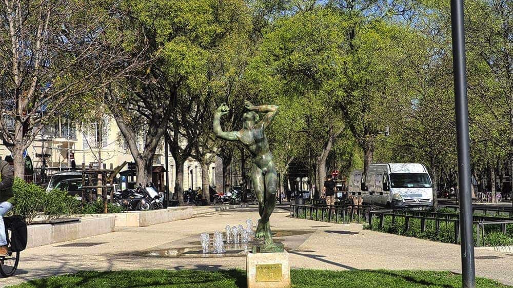 dentistes Nimes square bouquerie